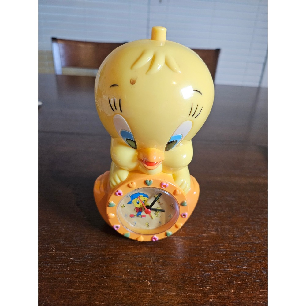 Looney Tunes Tweety Bird Alarm Clock Kids OS Yellow Vintage Character Decor